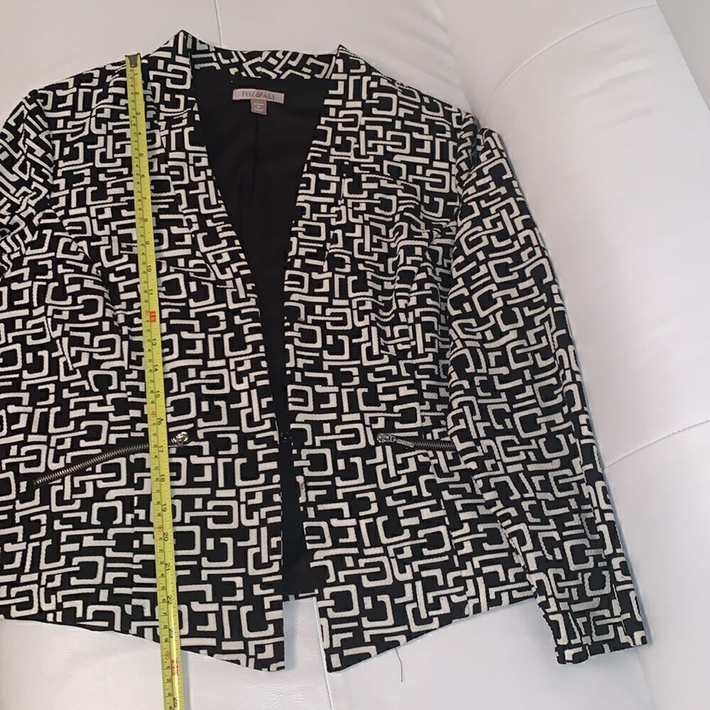 Rox & Ali Geometric Print White Black Blazer Size 1X - Picture 6 of 9